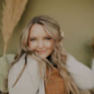 Meet your Posher, Annika